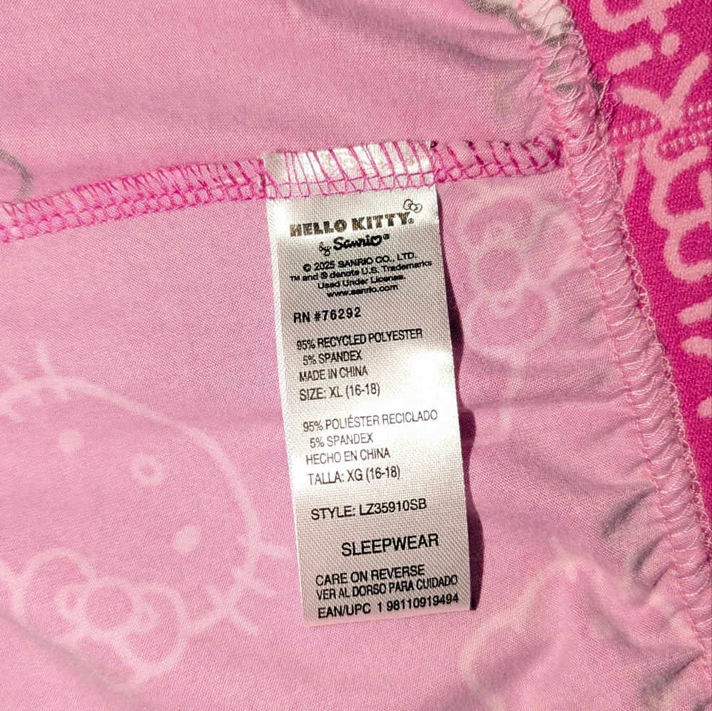 Hello Kitty Boxer Shorts - Picture 2 of 2